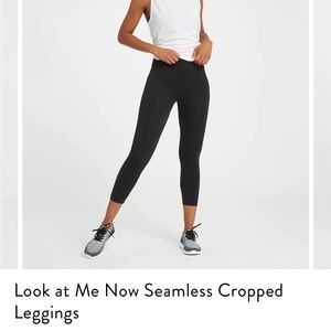 Spanx Look at Me Now Seamless Crop Leggings